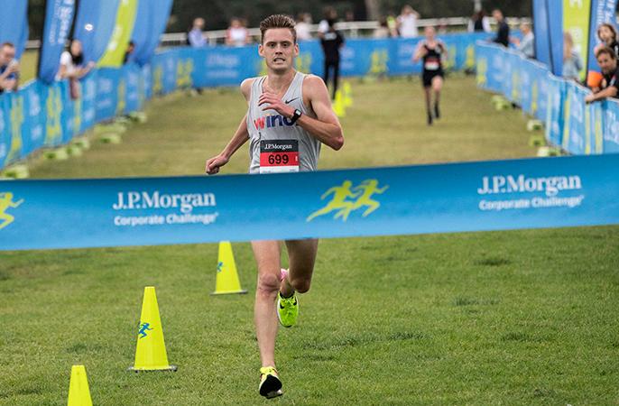 Kevin Batt of Winc Australia is officially the fastest man in the 2018 J.P. Morgan Corporate Challenge Series, winning the Sydney race in an eye-catching 16:06.
